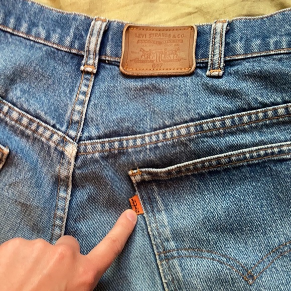 Vintage Levi’s Shorts - Picture 5 of 8